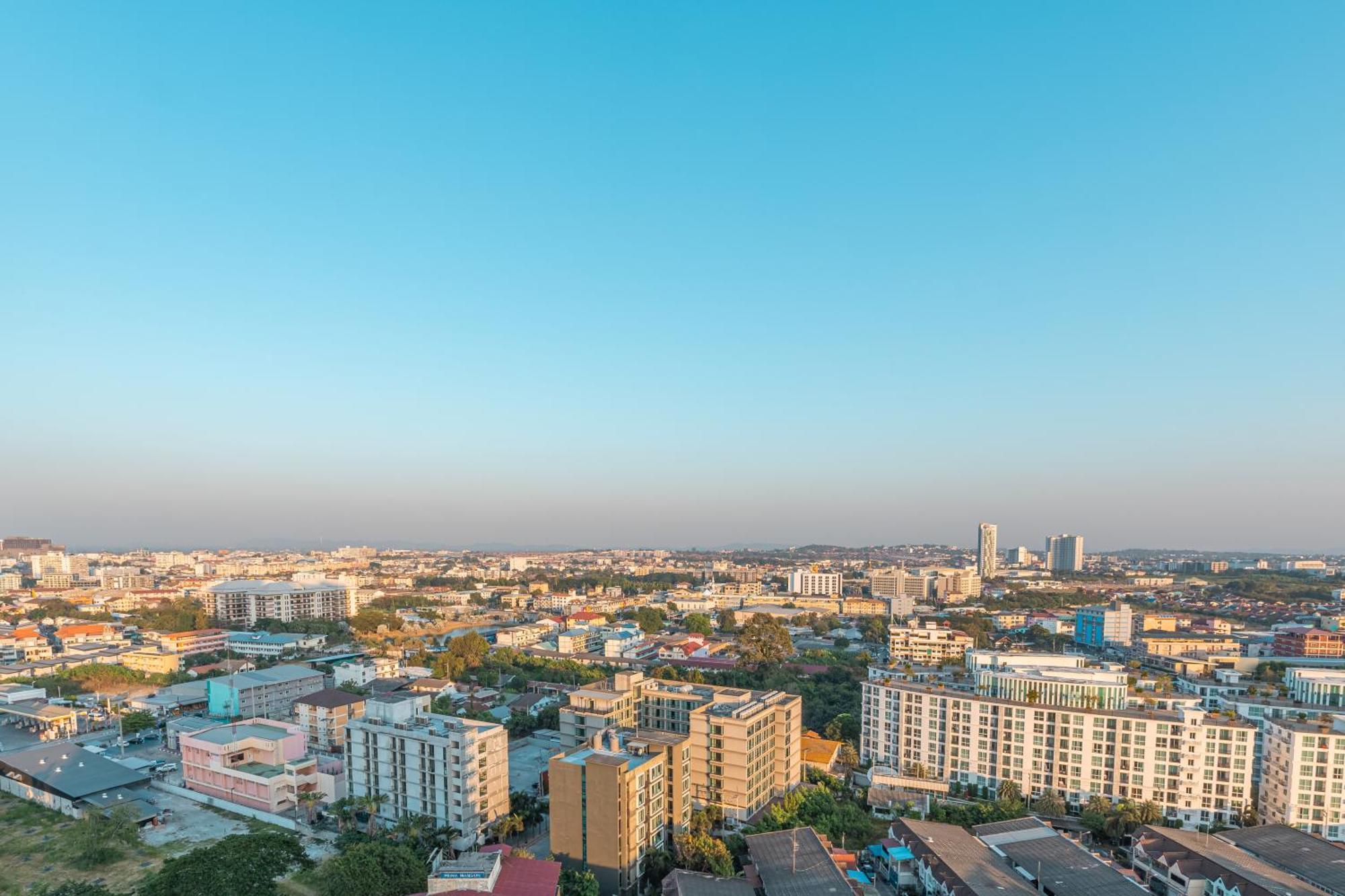 City Garden Tower By Pattaya Holiday Luaran gambar