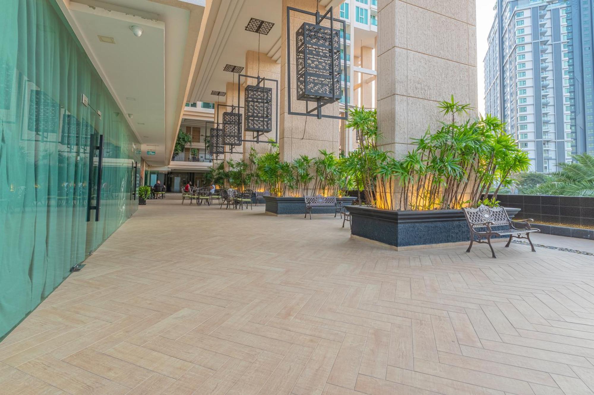 City Garden Tower By Pattaya Holiday Luaran gambar